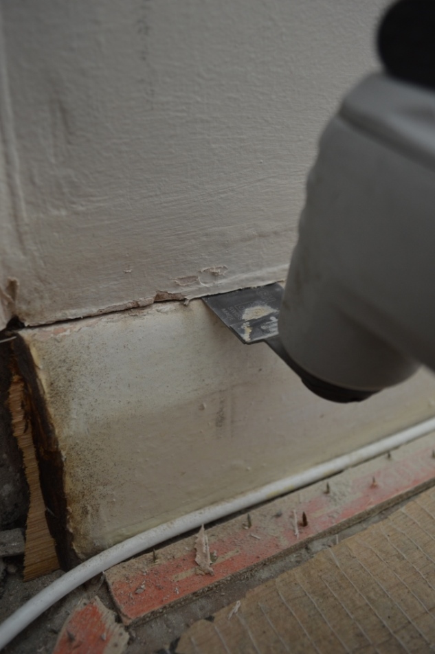 how to install skirting board 03