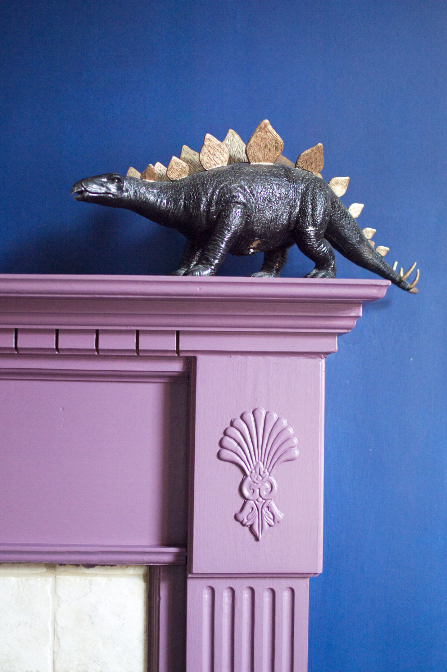 How to paint a fireplace surround